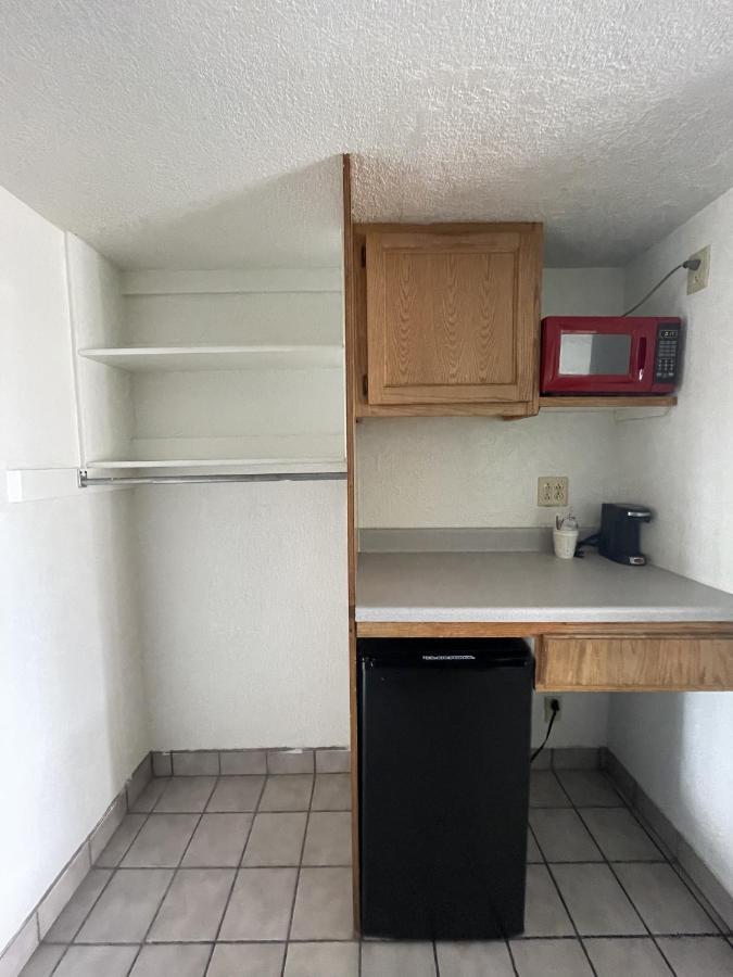 Travelodge By Wyndham Hwy 64 2* Farmington