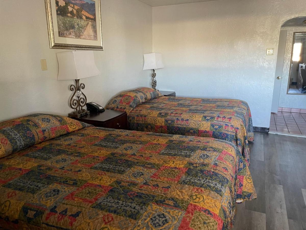 Motel Travelodge By Wyndham Hwy 64